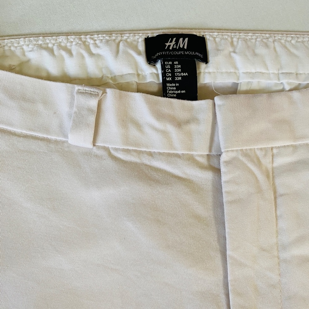 H&M white khakis pants-Trendy pants